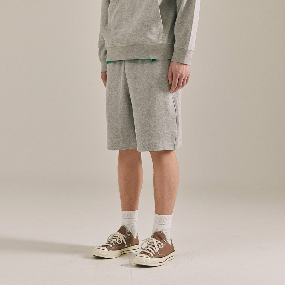 베이직하우스 버뮤다팬츠 6부 트레이닝 밴딩 스웻쇼츠 반바지