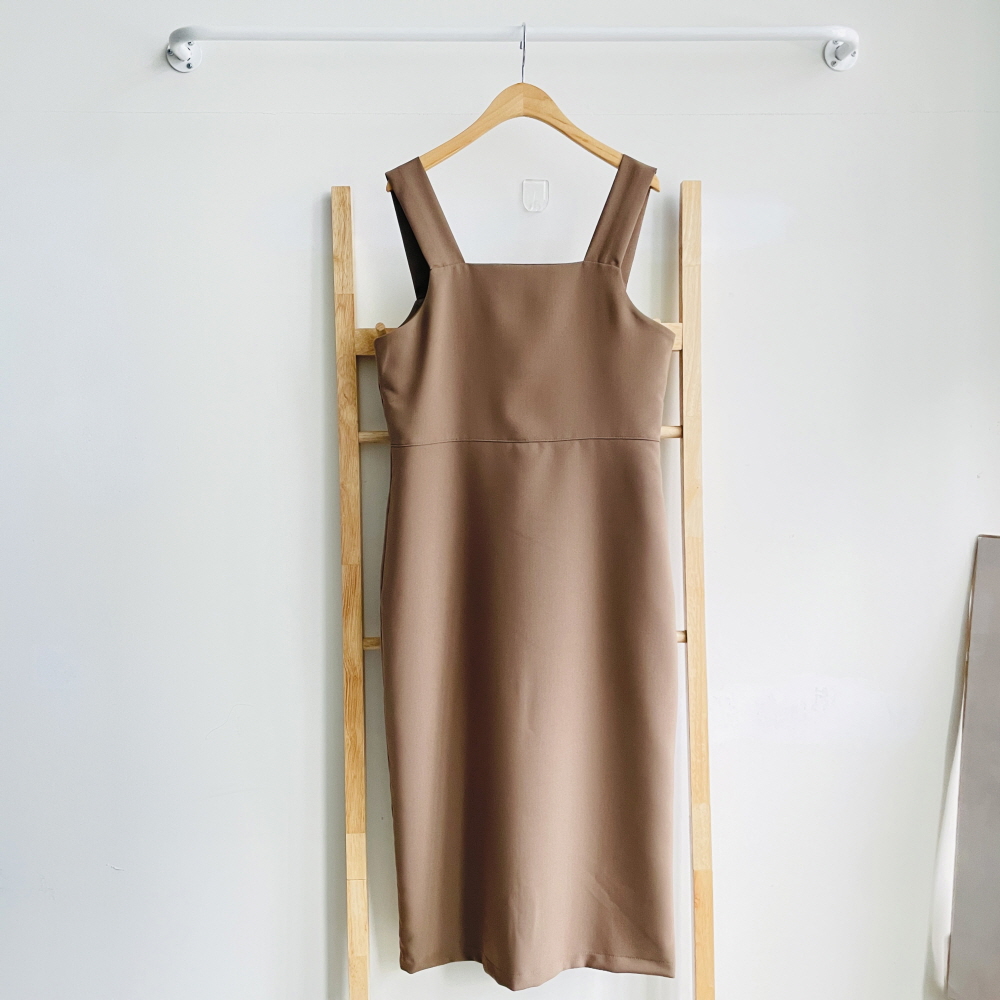 뷔스티에원피스 결혼식하객룩 나시 스퀘어넥 H라인 롱원피스