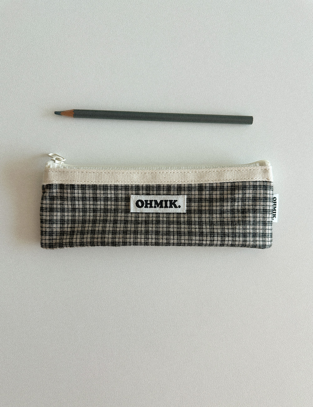 OHMIK. 오미크 심플 펜슬 파우치 000 블랙 체크 필통 - 상세 이미지 2
