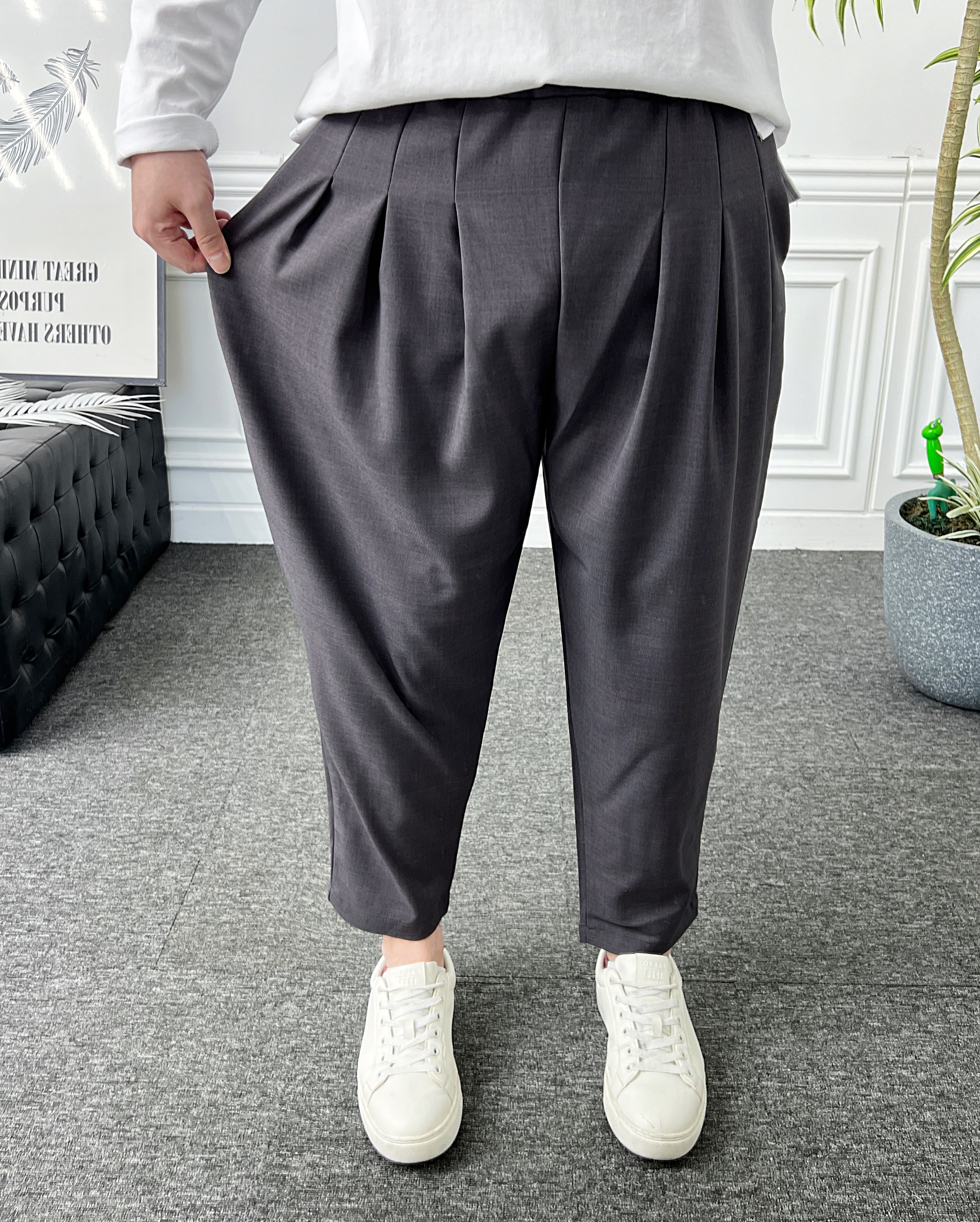 남자 슬랙스 밴딩 스판 3핀턱 와이드 벌룬핏 배기바지 - 상세 이미지 5