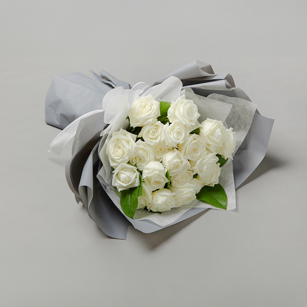 흰장미 화이트로즈 꽃다발 생화 꽃바구니 생일 기념일 브라이덜샤워 꽃배달 꽃배송서비스