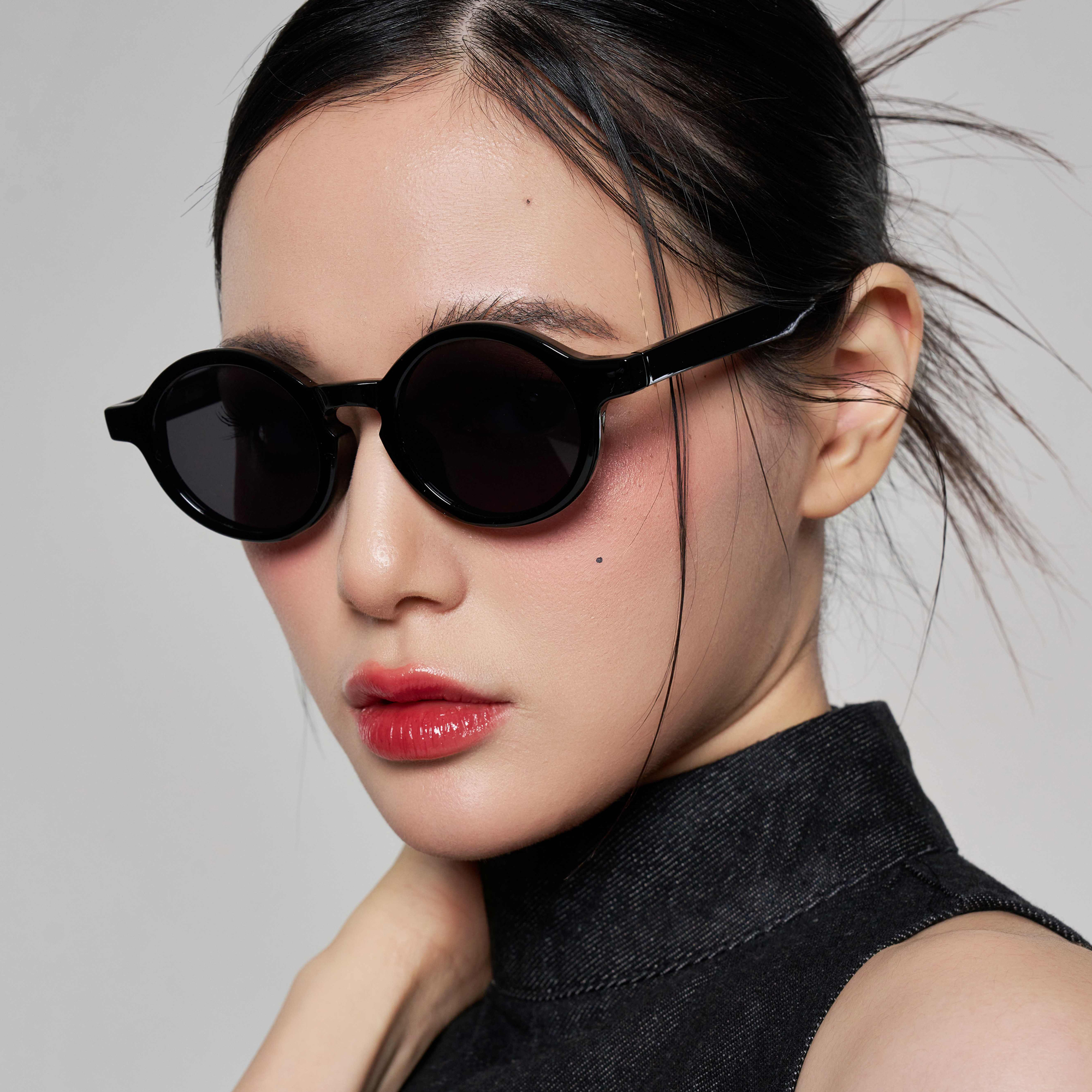 긱시크 정원형 뿔테 힙한 자외선차단 호피 선글라스