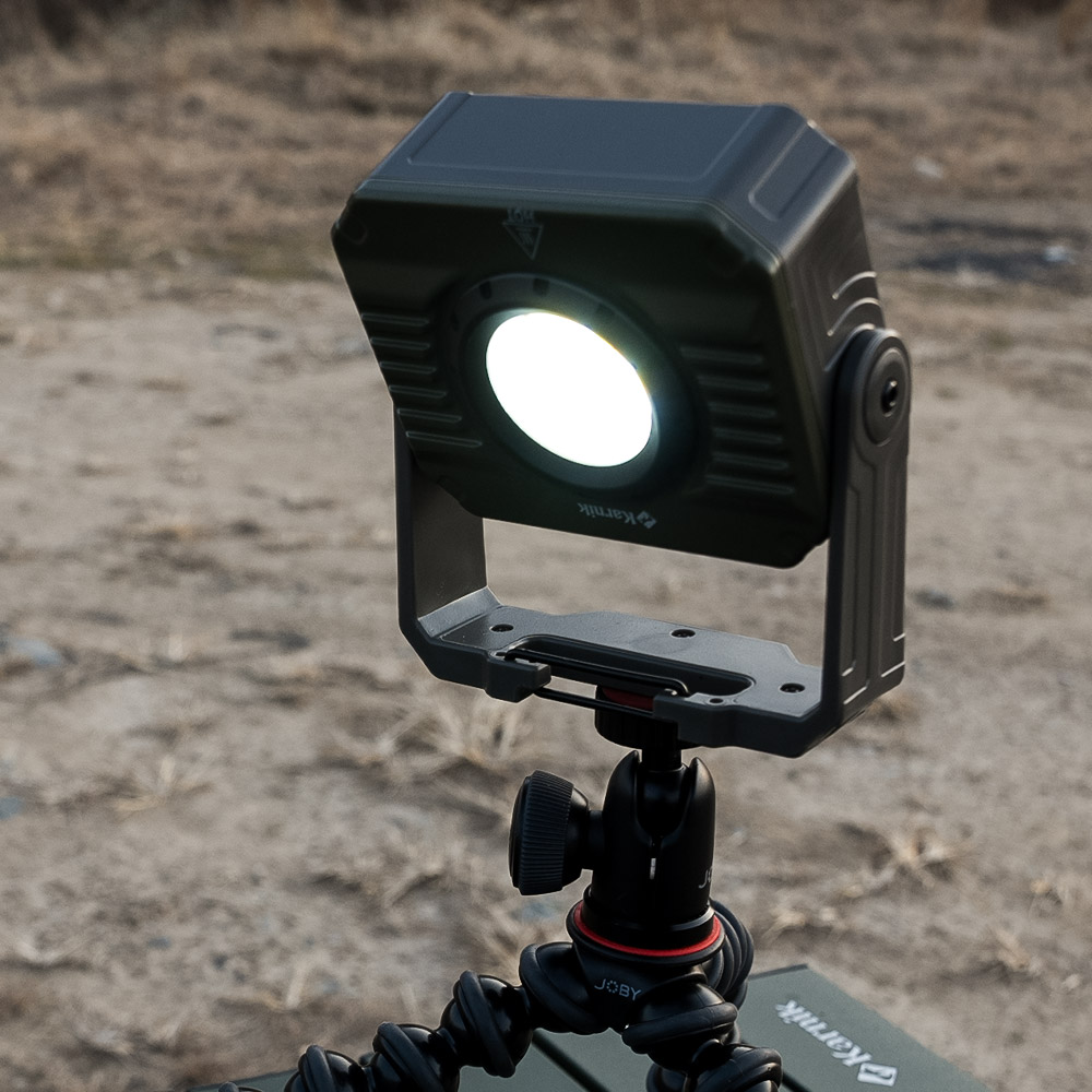 카르닉 캠핑 랜턴 LED 조명 전등 충전식 차박 실내등 텐트 UT-001