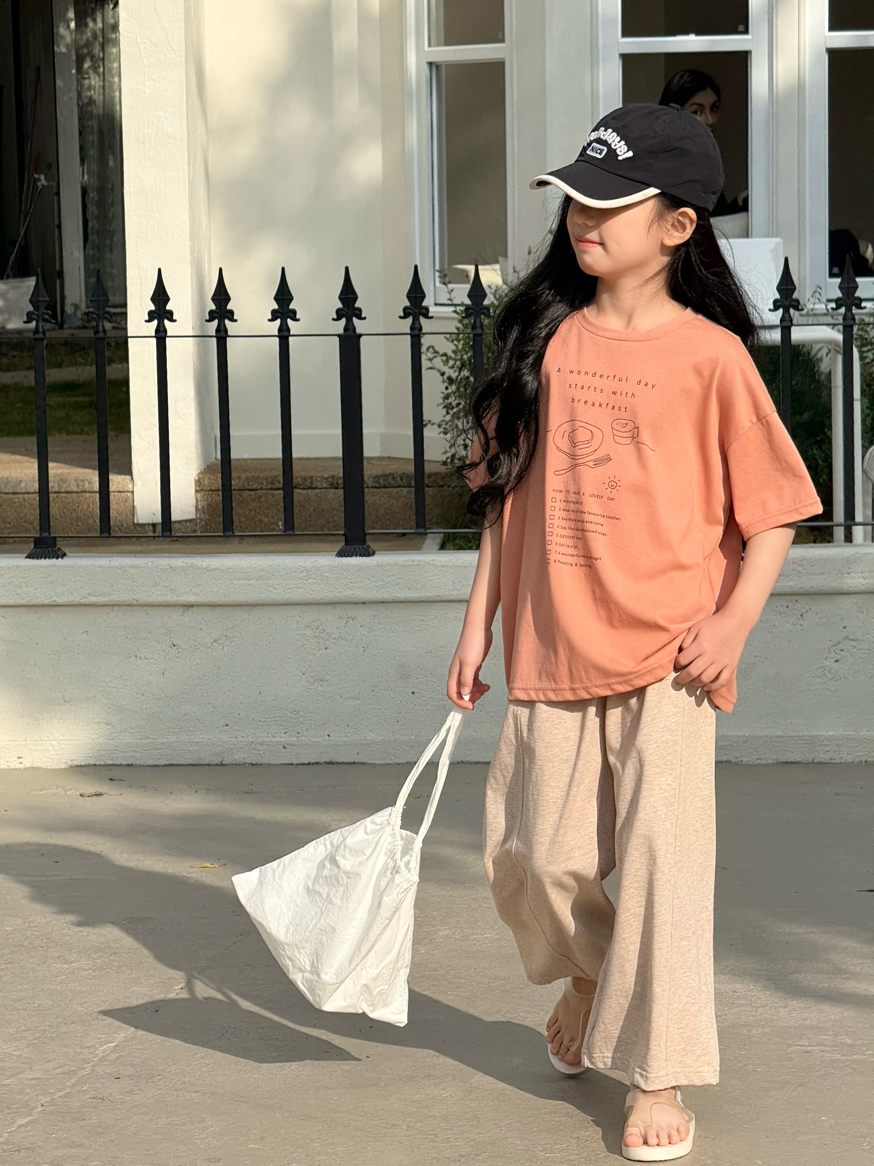 Irene's Closet 레터링 아트워크 루즈핏 반팔 롱 티셔츠 유아 주니어 봄 여름 - 상세 이미지 4