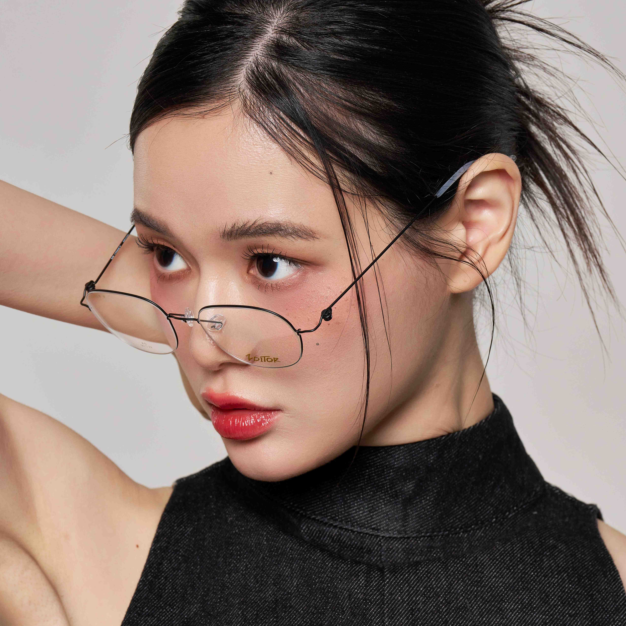 빅사이즈 사각 가벼운 나사없는 티타늄 안경테 초경량 블루스크린차단 - 상세 이미지 4
