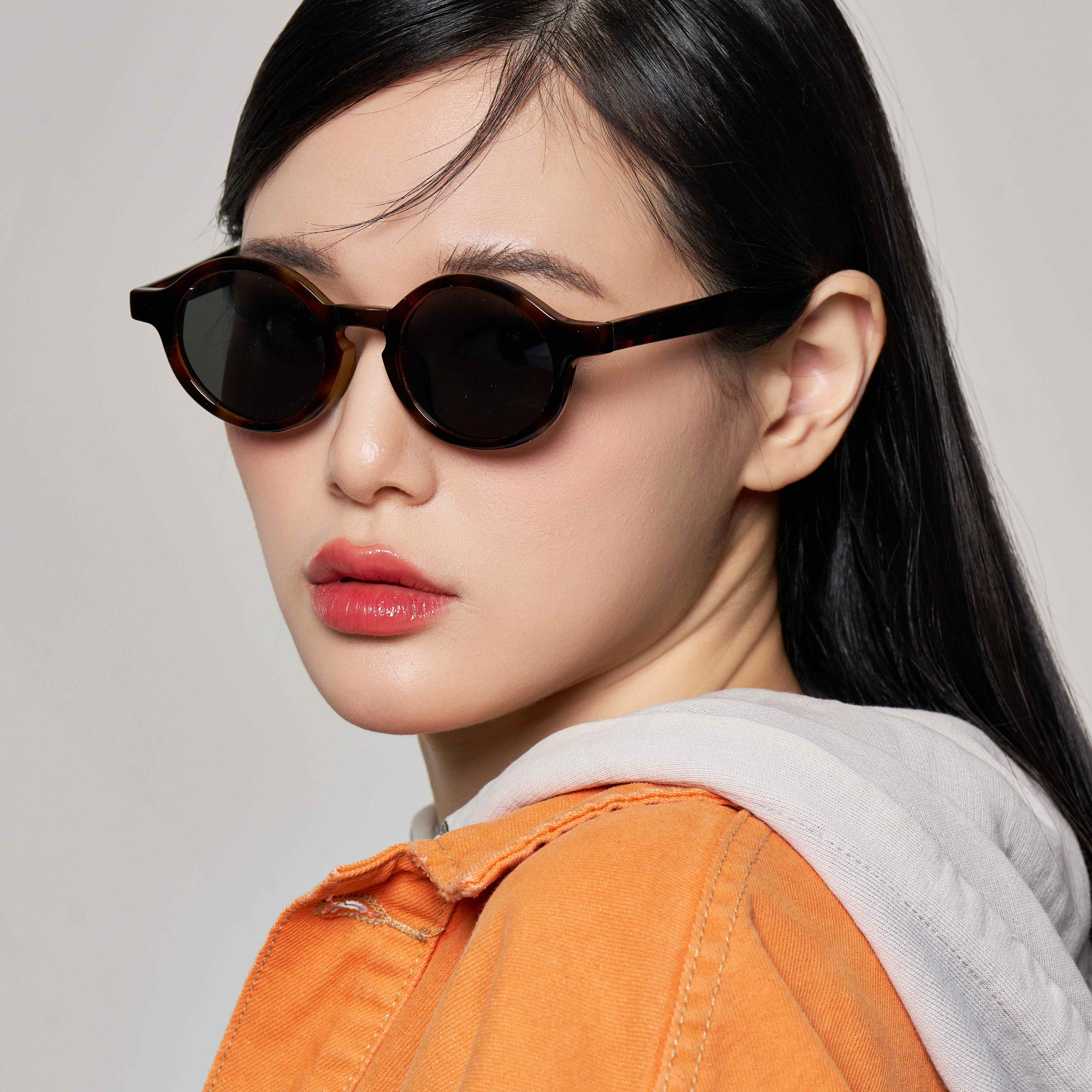 긱시크 정원형 뿔테 힙한 자외선차단 호피 선글라스