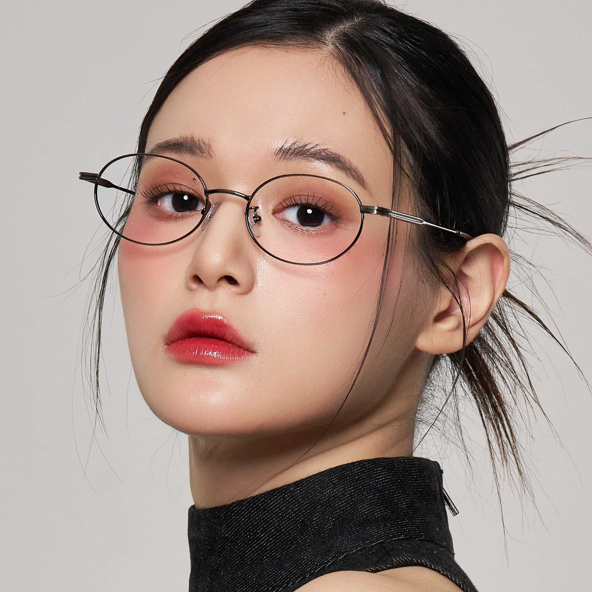얼굴형에맞는 로즈골드 오벌형 라운드 금테 블루라이트차단 얇은 긱시크 안경 - 상세 이미지 2