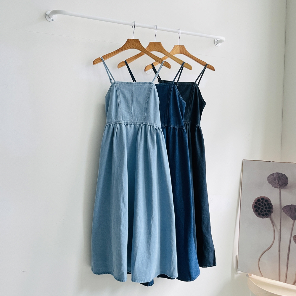 데님뷔스티에원피스 스모크밴딩 스퀘어넥 휴양지 바캉스룩 롱원피스