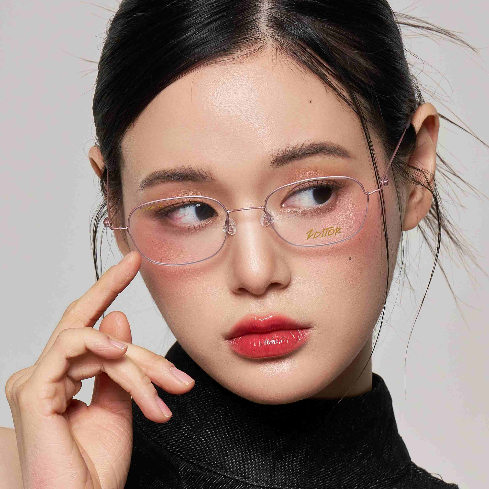 블루라이트차단 무나사 사각 가벼운 티타늄 안경테 얇은실테 안경 긱시크 - 상세 이미지 4