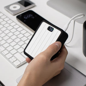 그립뱅크 투어리즈미 고속충전 대용량 보조배터리 잔량표시 20000mAh ... 개봉기 | 실사용 후기 - 상품 이미지 4