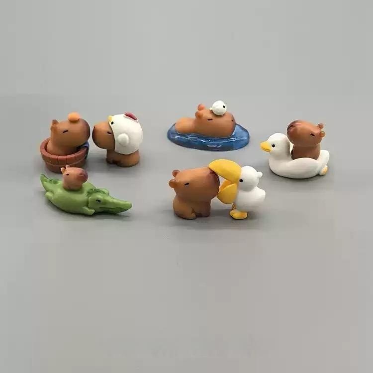 카피바라 피규어 책상꾸미기 모형 미니어쳐 장난감 소품 귀여운 선물 장식 모니터 - 상품 이미지