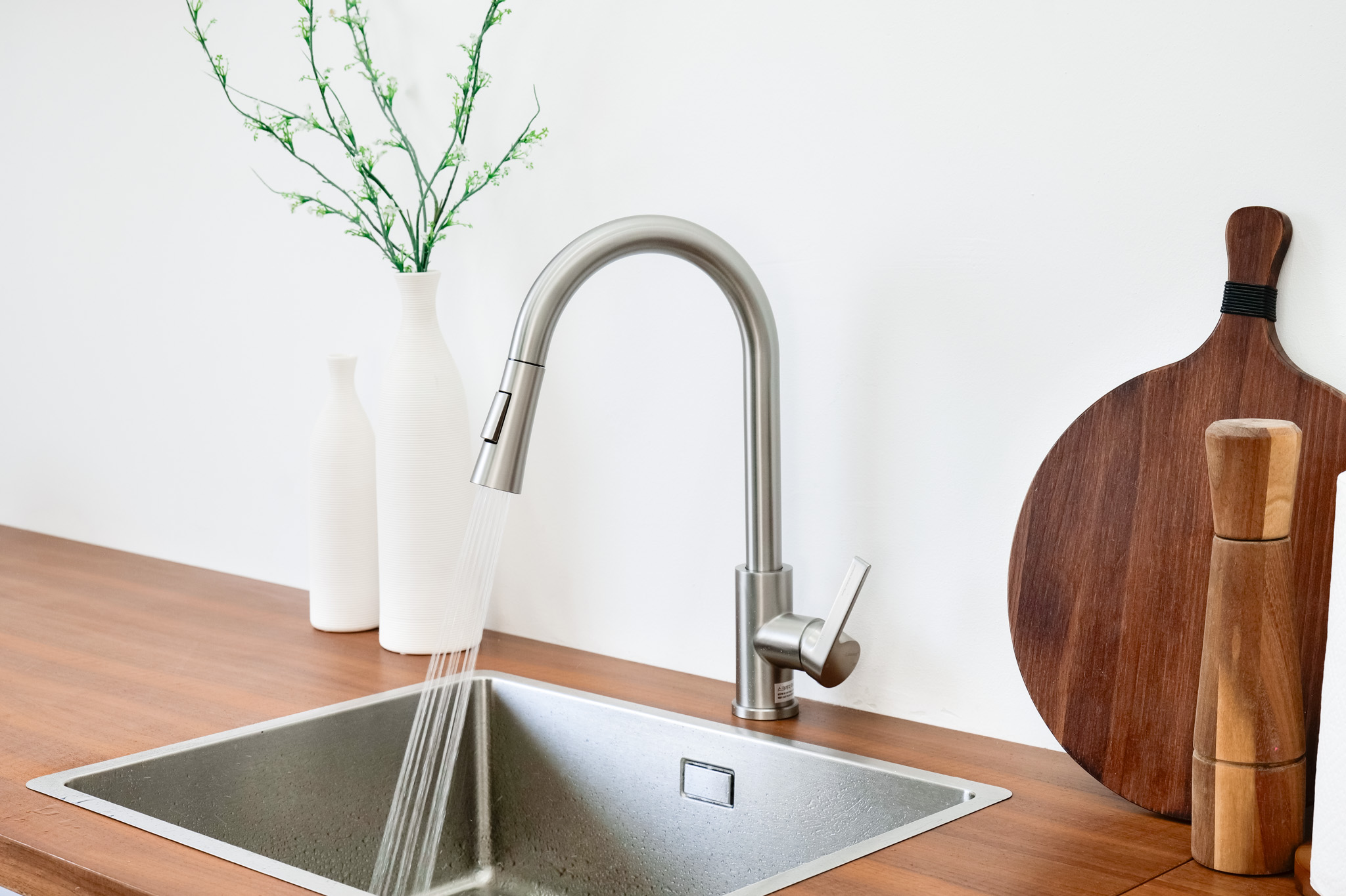 거위목수전 주방 싱크대 수도꼭지 무광 니켈 원홀수전