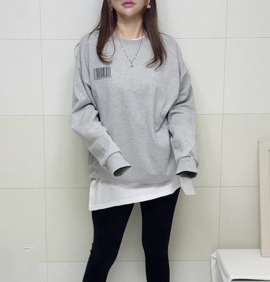 (국산/자체제작/당일발송) 남녀공용 앞뒤 바코드 맨투맨 티셔츠 루즈핏 오버핏 레터링 - 상품 이미지