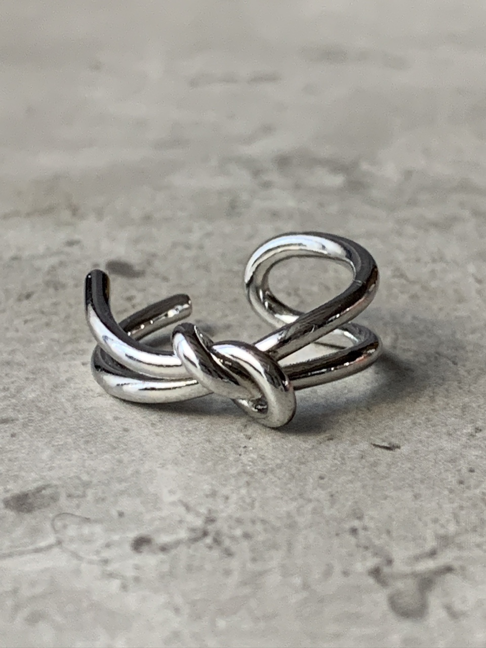 Mensfloor（メンズフロア）の「Single Ribbon Ring（Accessories）」