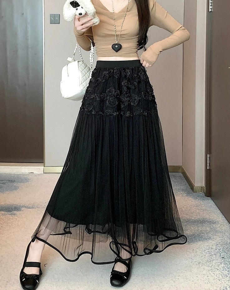 끝단말끔손질 풍성 자수 시스루롱 샤스커트 레이스 망사 플레어치마 A라인 윗단장미 블랙 - 상품 이미지