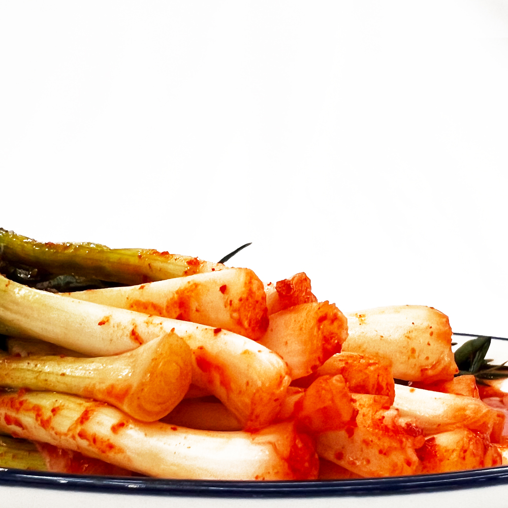 [아침10시이전 당일출고] 김치대통령 파김치 파무침 알싸한 깊은 맛 국내산 고춧가루 사용 2kg, 1개 - 상세 이미지 4