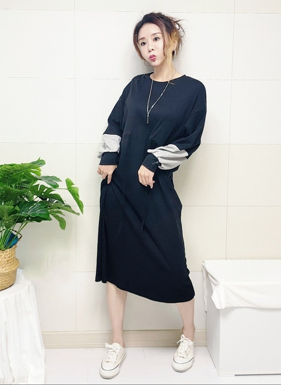 (국산/자체제작/당일발송) 소매 배색 허리끈 주머니 롱 원피스 20대 여성 루즈핏 이미지 7