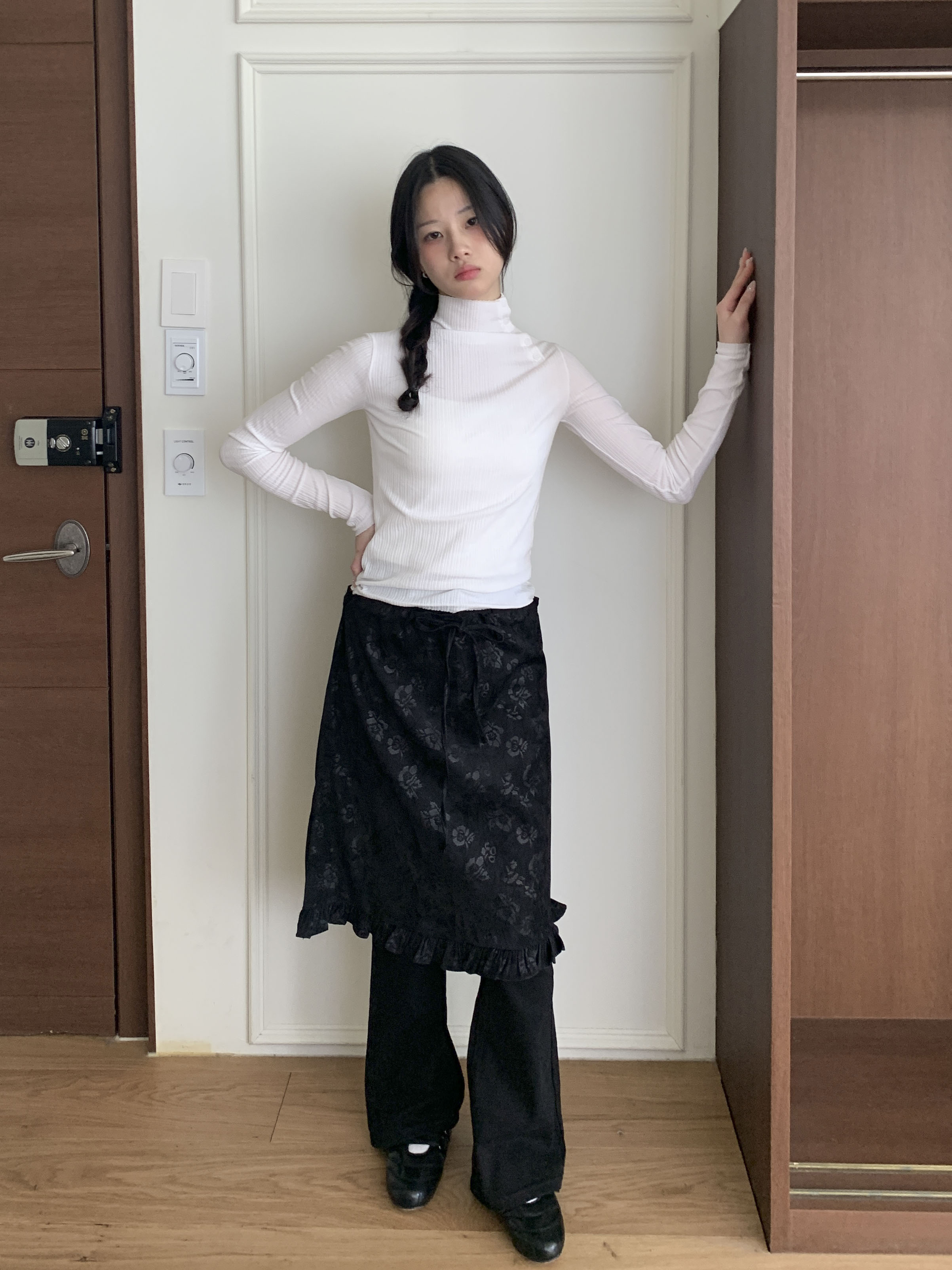 [빈티지/하체커버] 바라 플라워 프릴 미디 스커트 2color 상세 이미지 20