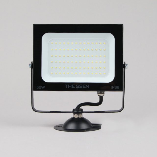 더쎈 LED 에코 슬림 투광기 50W 방수 방진 간판조명 투광등 이미지 6