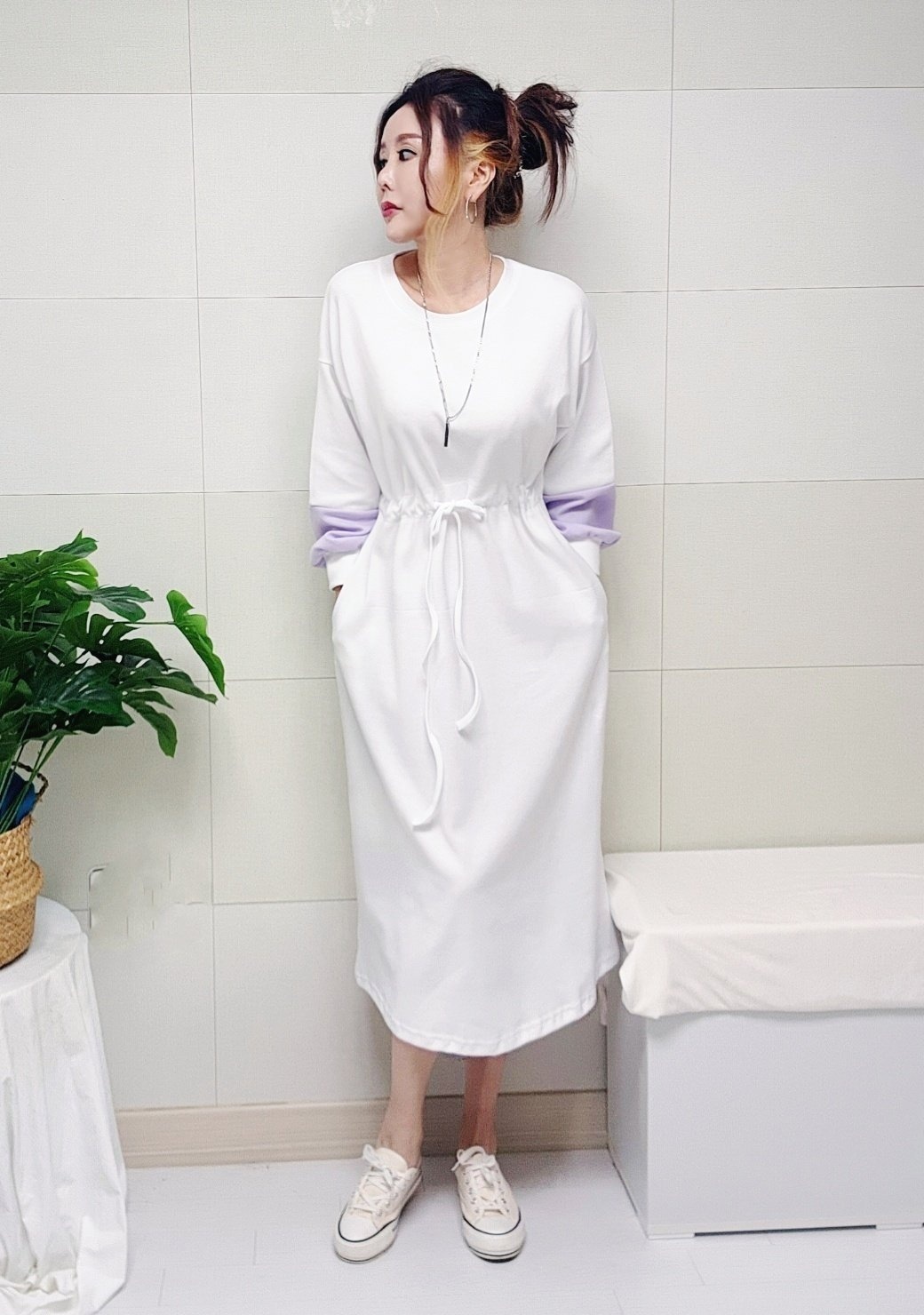 (국산/자체제작/당일발송) 소매 배색 허리끈 주머니 롱 원피스 20대 여성 루즈핏 - 상세 이미지 2