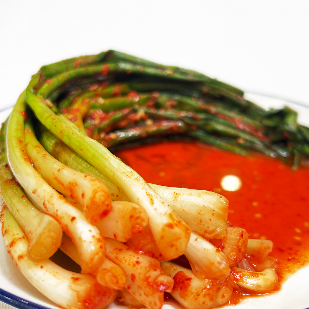 [아침10시이전 당일출고] 김치대통령 파김치 파무침 알싸한 깊은 맛 국내산 고춧가루 사용 1kg, 1개 - 상세 이미지 3