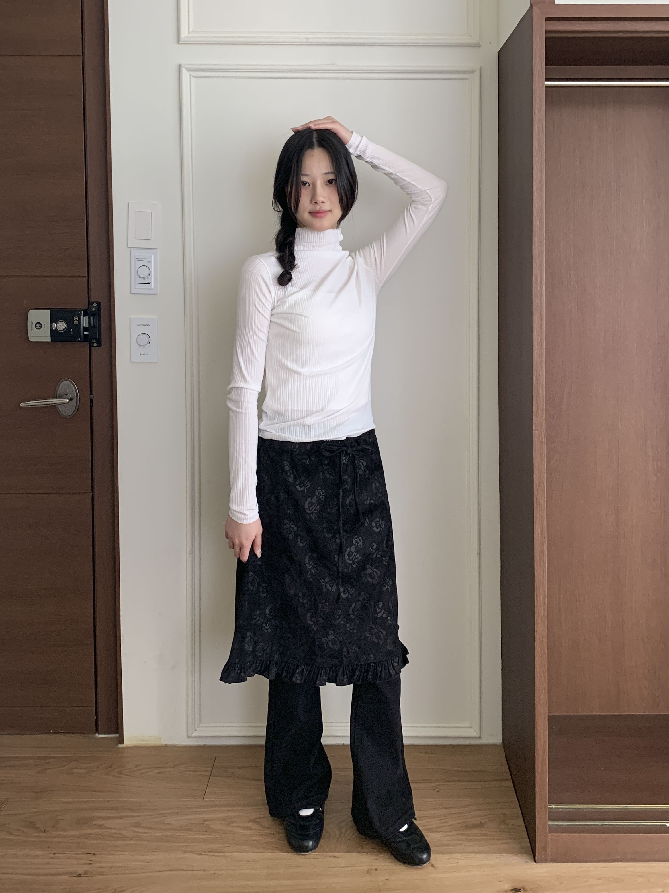 [빈티지/하체커버] 바라 플라워 프릴 미디 스커트 2color 상세 이미지 22