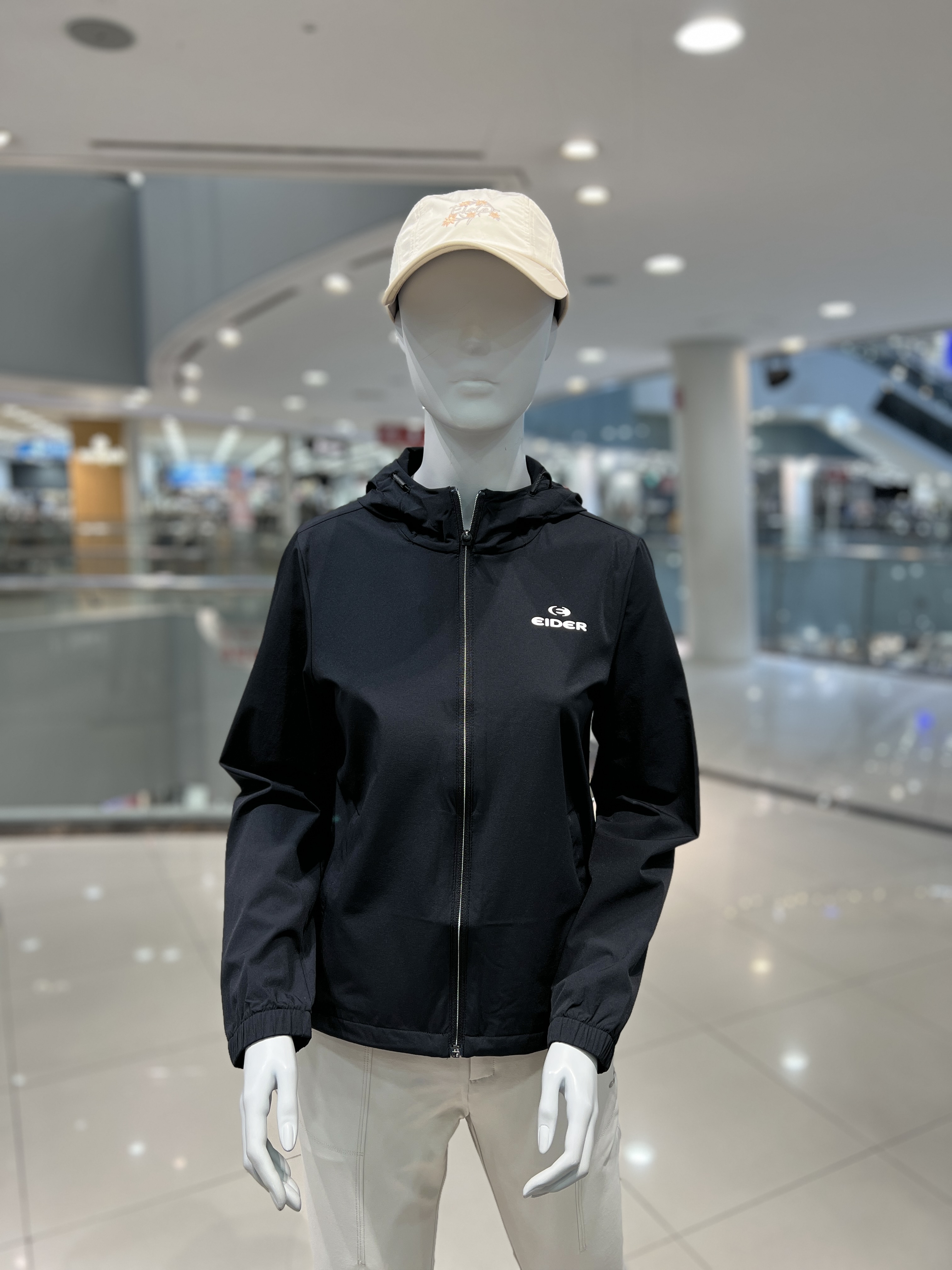 아이더 여자 운동복 우븐 여성 트레이닝 자켓 바람막이