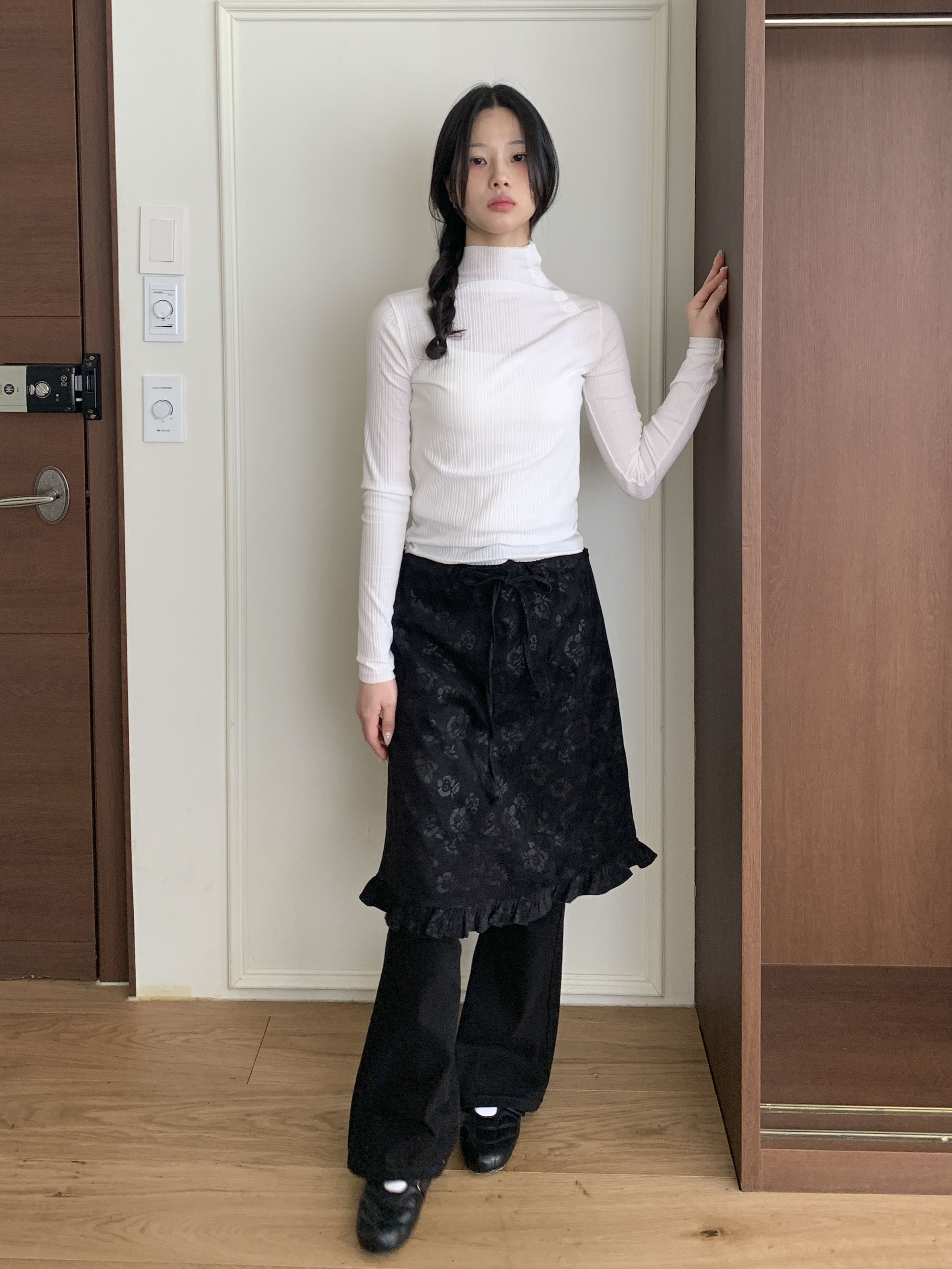 [빈티지/하체커버] 바라 플라워 프릴 미디 스커트 2color 상세 이미지 15