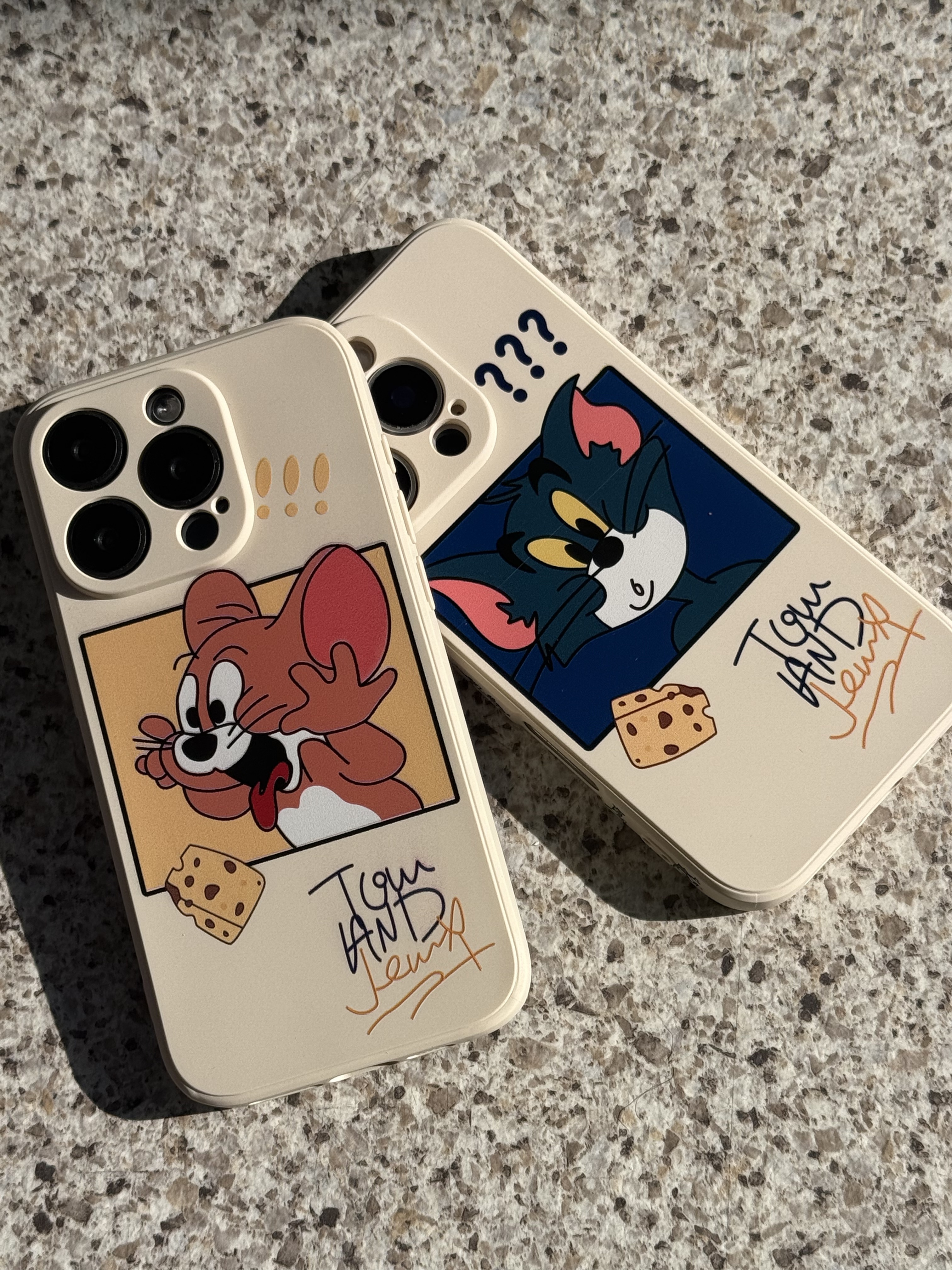 아이폰SE3케이스 1+1 커플 캐릭터 케이스 톰과제리 액자제리