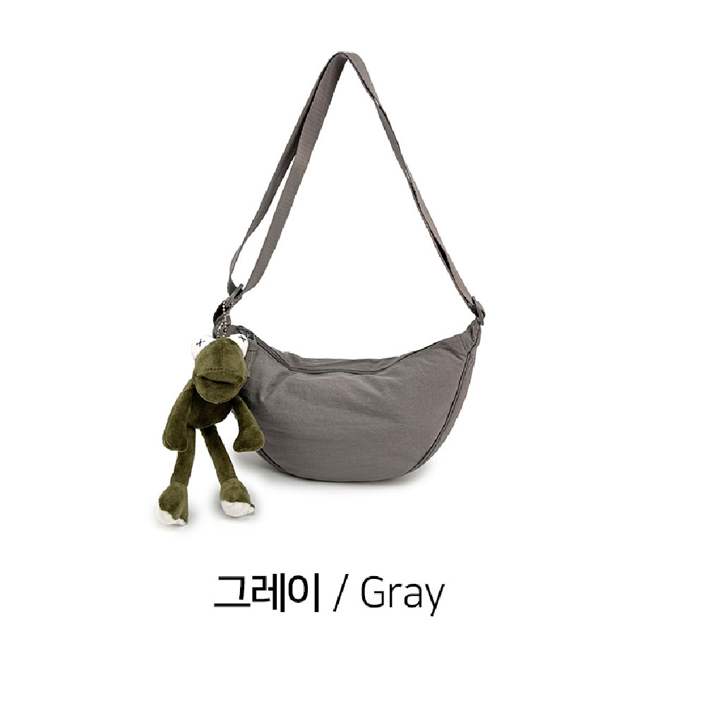 가벼운 패딩 반달 라운드 크로스백 천핸드백 경량 숄더 크로스 가방 - 상세 이미지 3
