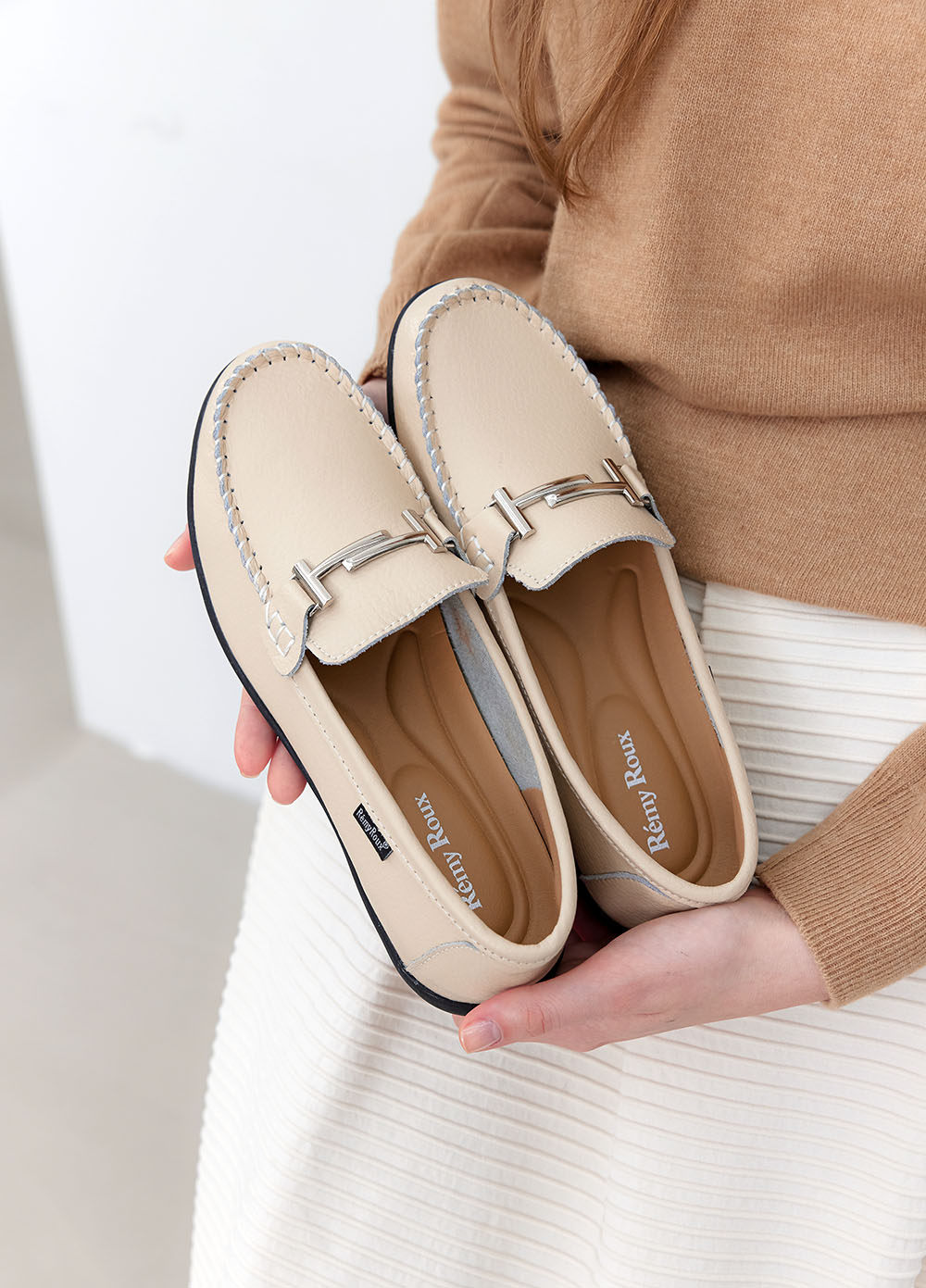 발편한 여성 소가죽로퍼 플랫 단화 레미록스 1108