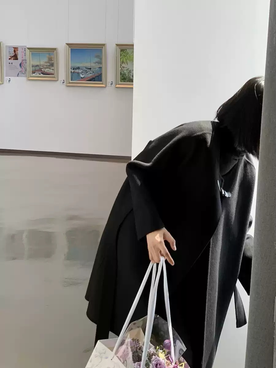 라운드넥 케이프 코트 울100 고급 가을 겨울 블랙 중간기장 디자인 스타일 - 상세 이미지 5