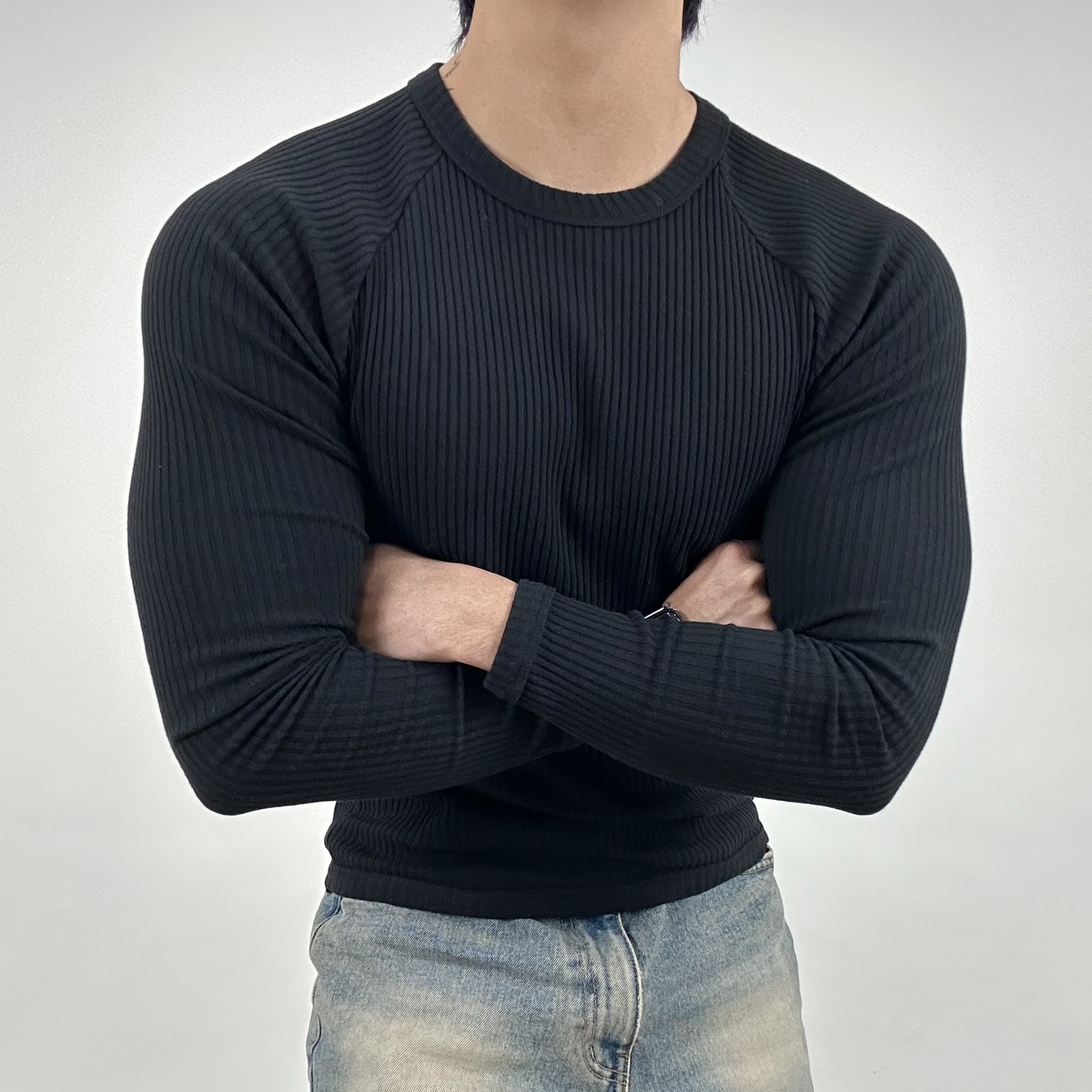 머슬핏긴팔 남자라운드티 골지 머슬핏 - 상품 이미지