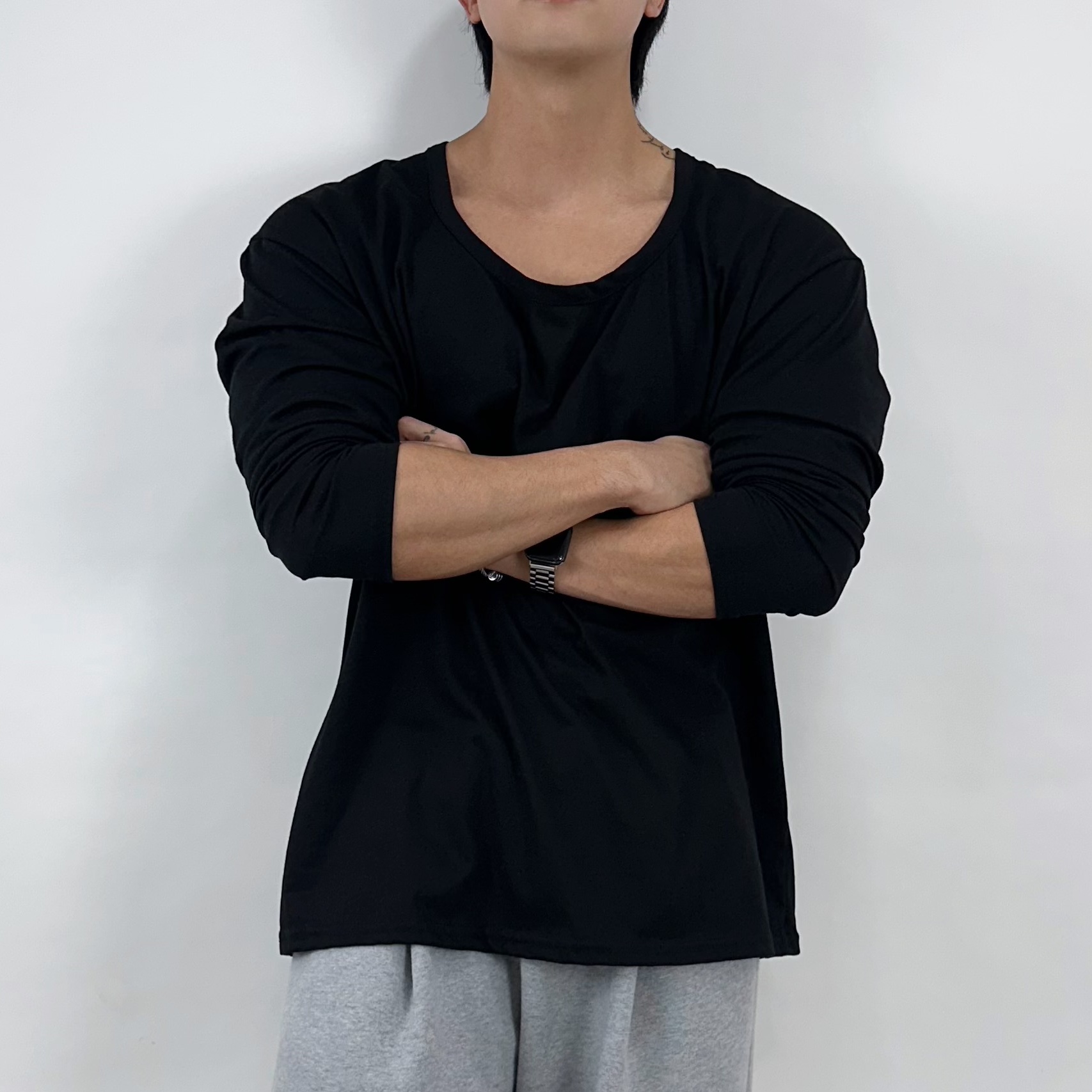 남자유넥 U넥 티셔츠 레이어드긴팔티 머슬핏 - 상세 이미지 4