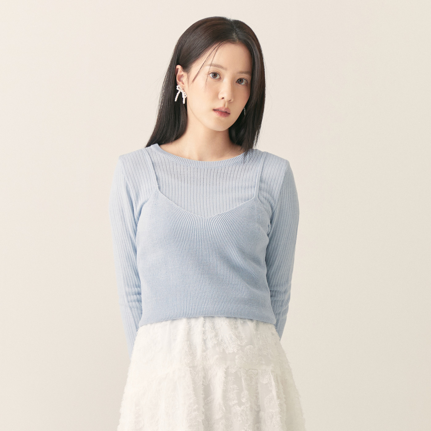 로엠 레이어드 뷔스티에 스웨터 RMKAF23R13 - 메인 이미지