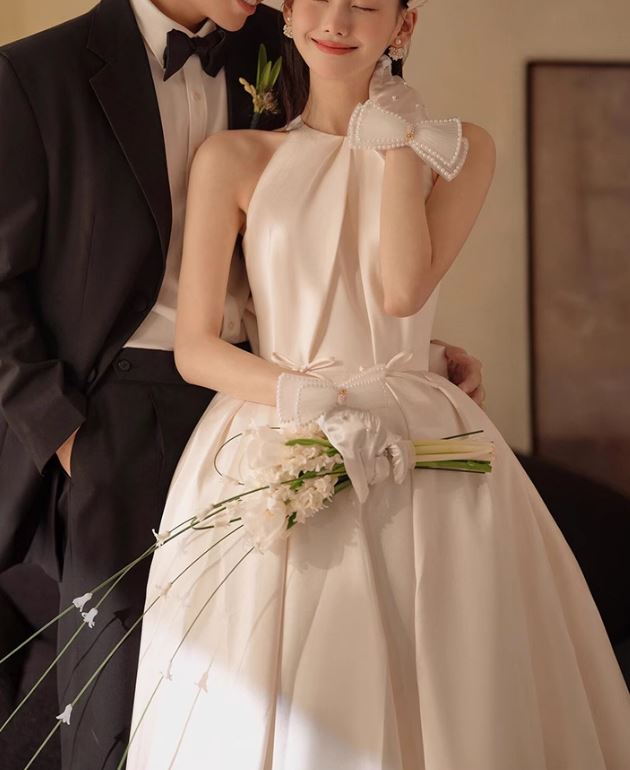 홀터넥 새틴 리본 복고풍 햅번 셀프웨딩 촬영 본식드레스 - 상세 이미지 3