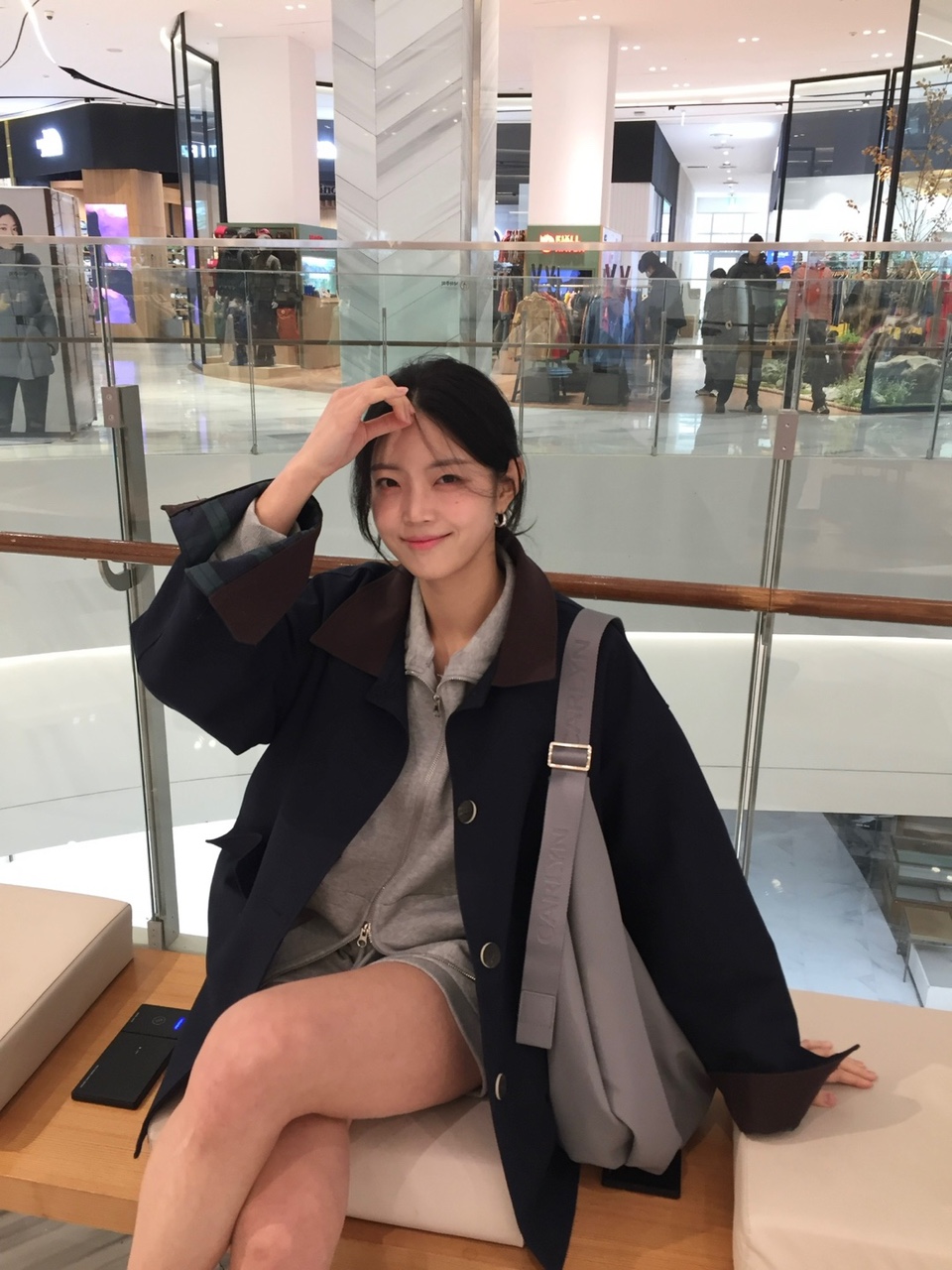 워크 배색 하프 트렌치 코트 상세 이미지 34