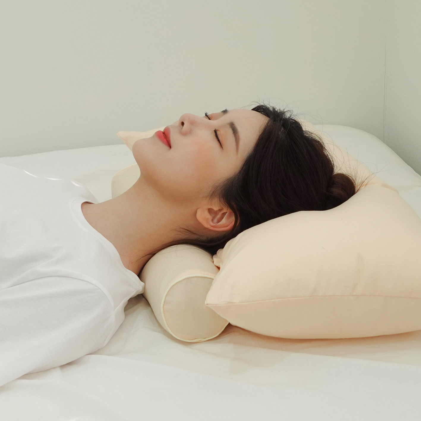 플러스 경추베개  경추 목베개 목디스크 일자목 거북목베개 백토 크림베이지