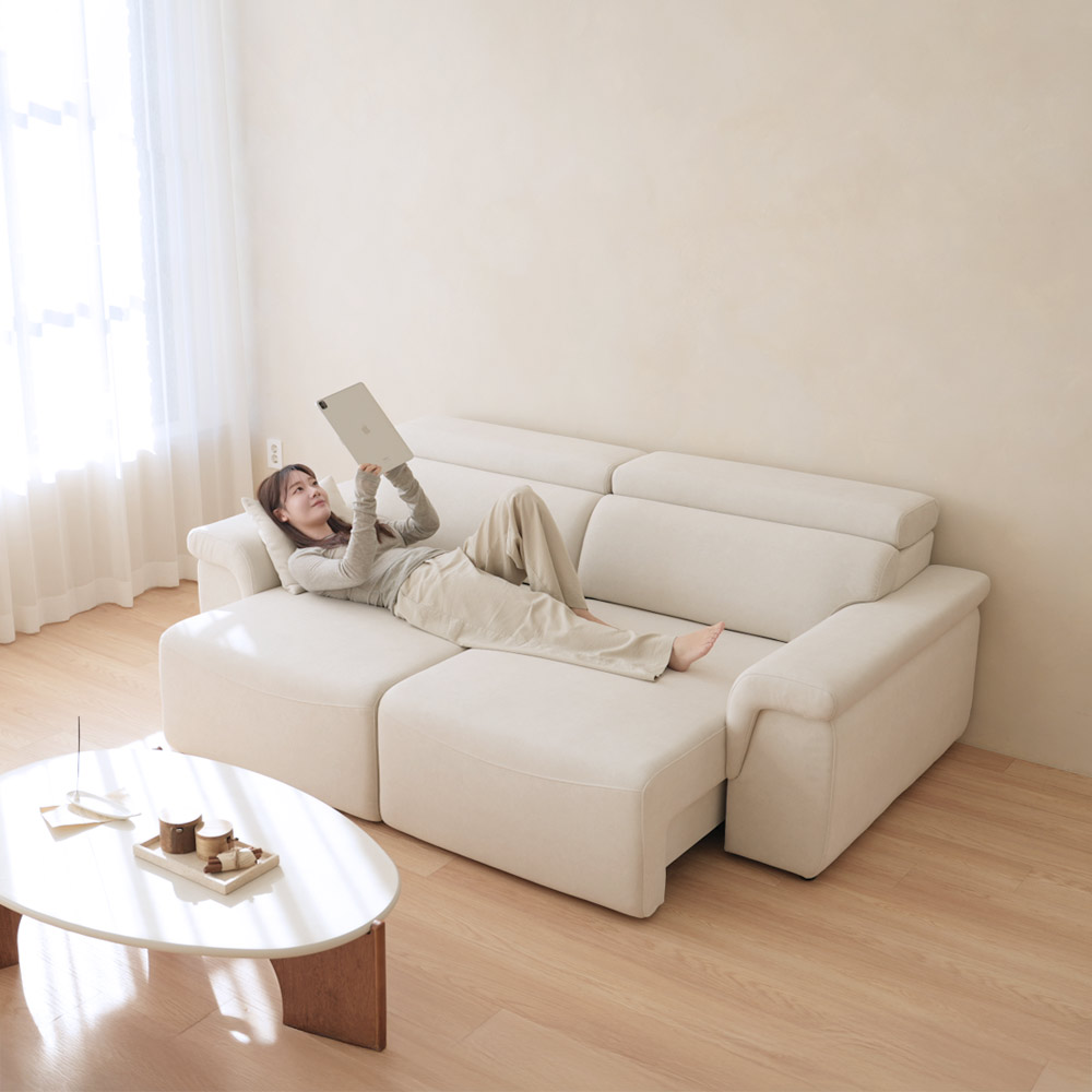 폴로까사 로한 전동 슬라이딩 모션 무빙 리클라이너 조야 3인 소파