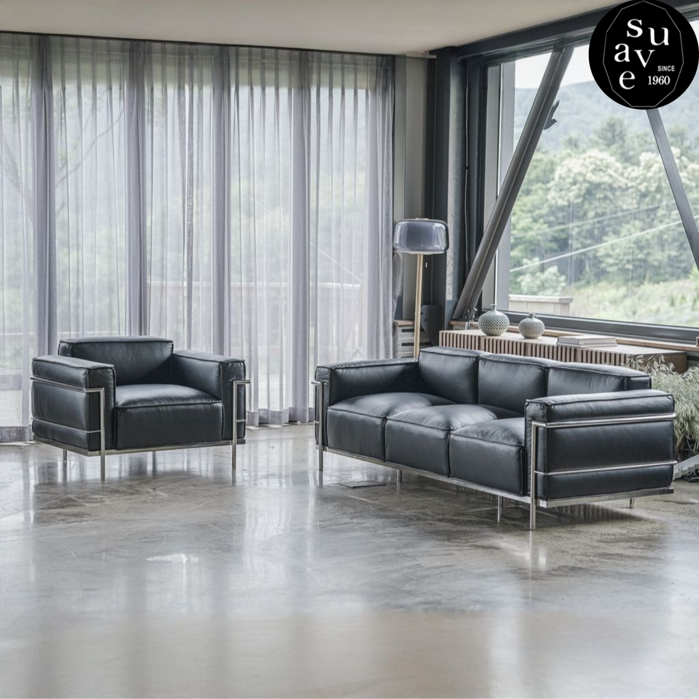 수아브 FLORA 천연 면피 가죽 소파 LC3 통가죽 소파 3인