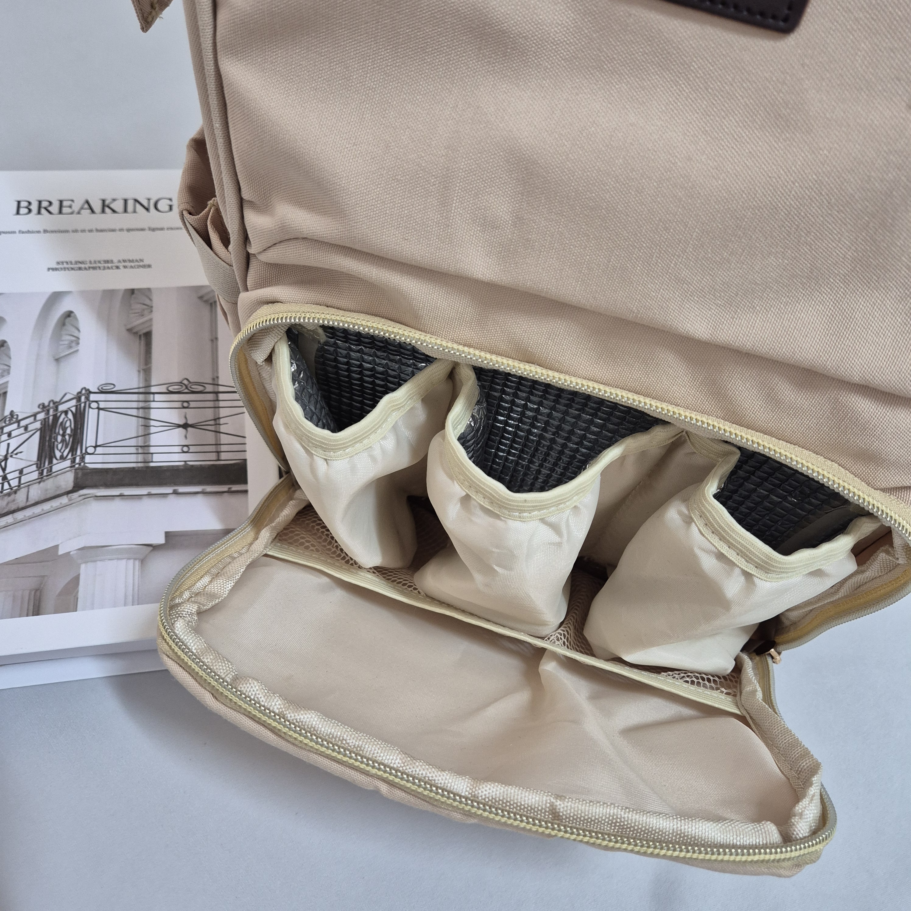 기저귀가방 백팩 보온보냉 국민 유모차  방수 보급형 기저귀백팩 레브리