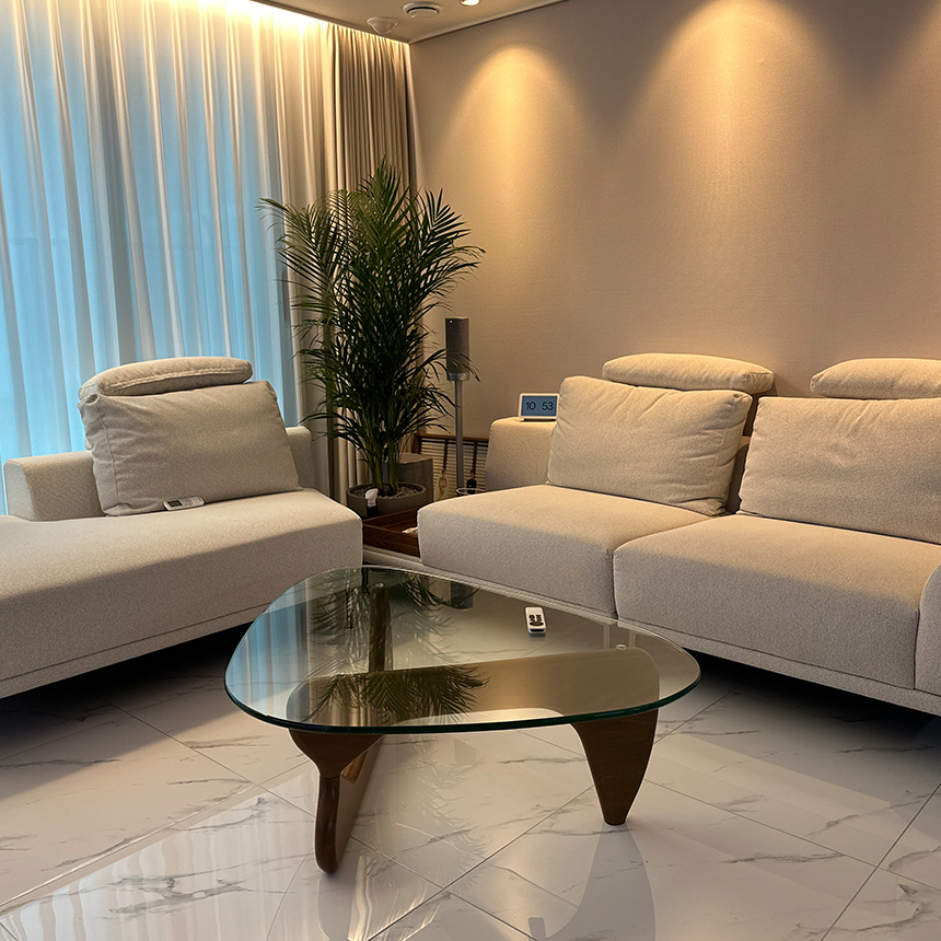 이사무노구치 테이블 원목 우드 강화유리 테이블 XS 12mm