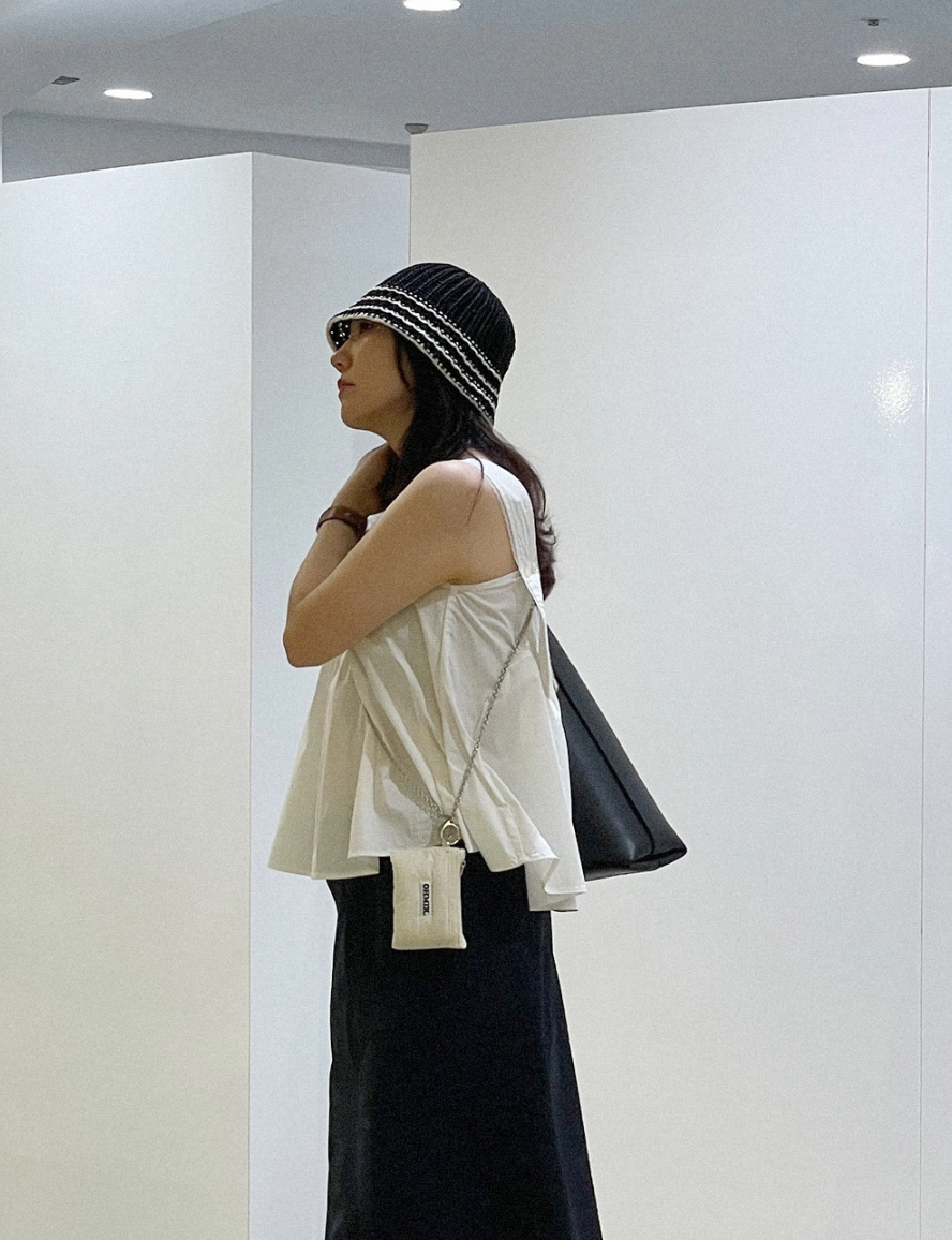 오미크 패딩 파우치 padded Pouch - 펄 화이트 - 상세 이미지 2