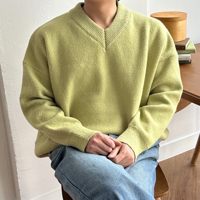 남자 프먼 루즈 오버핏 봄 가을 겨울 부드러운 브이넥 무지 니트 - 상세 이미지 5