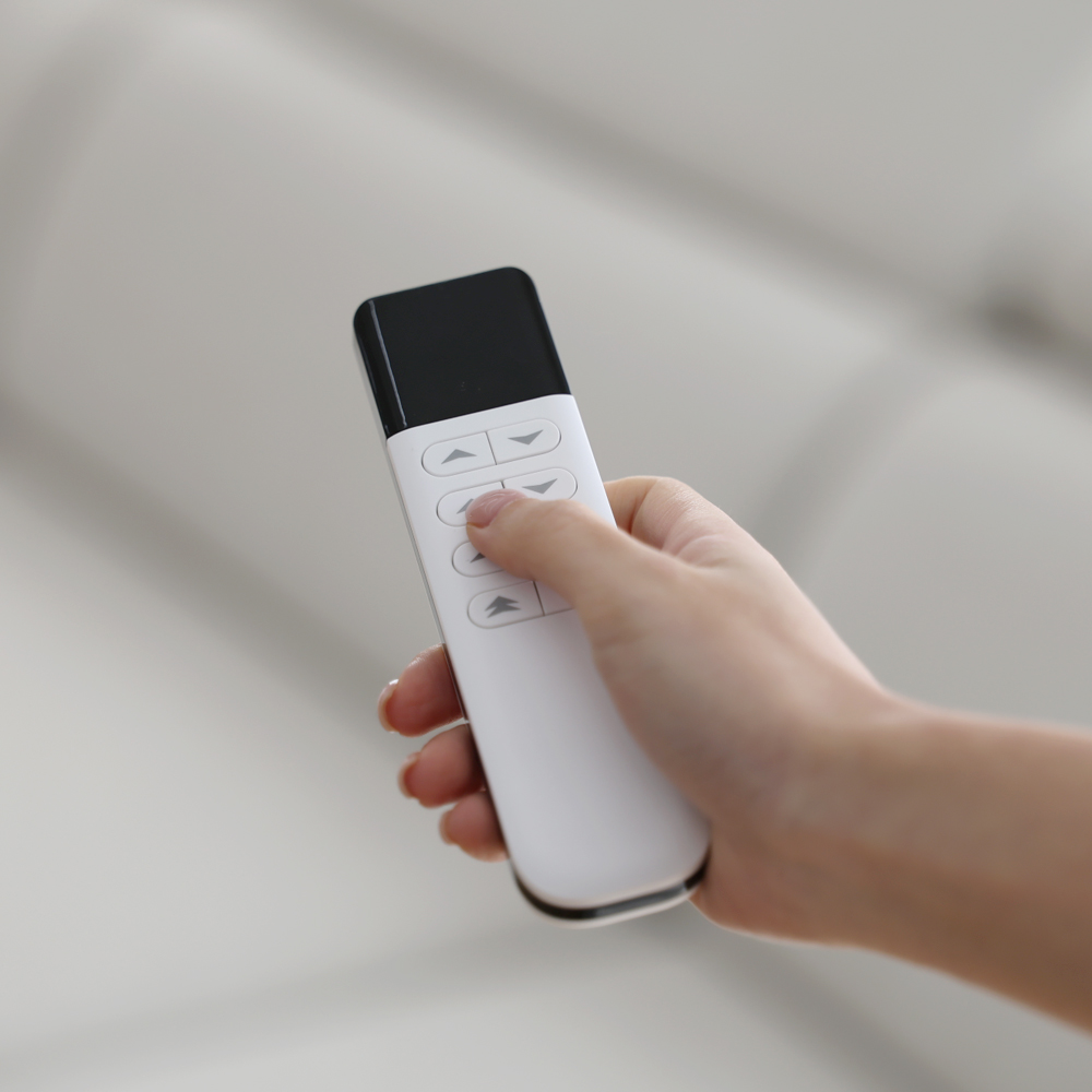 폴로까사 로한 전동 슬라이딩 모션 무빙 리클라이너 조야 3인 소파