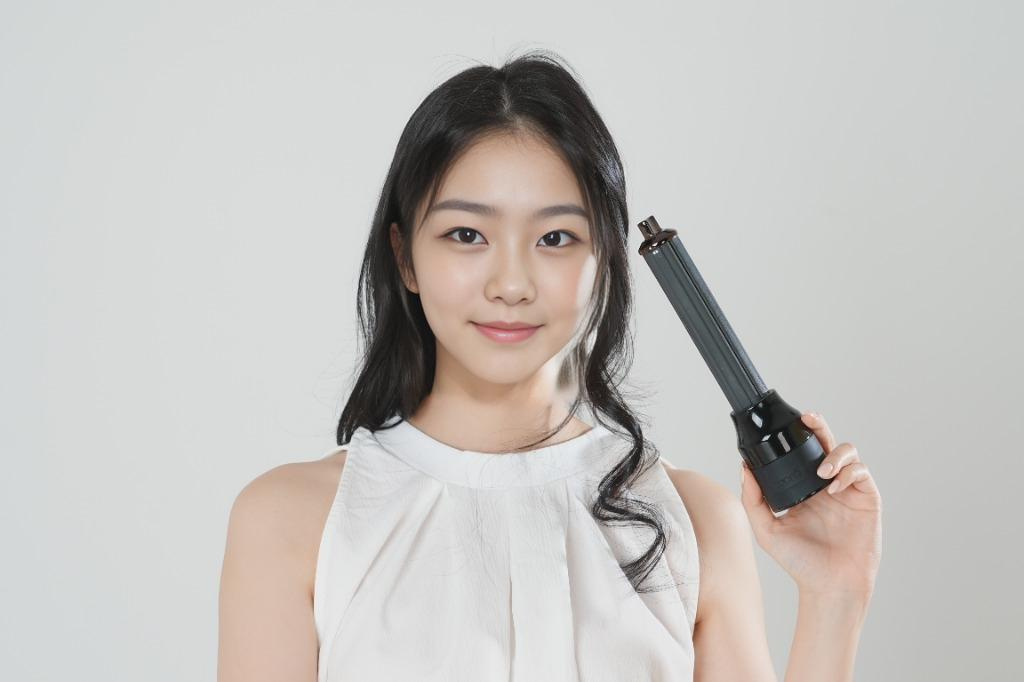 코안다 양방향 롱배럴 내 드라이기도 이제 에어랩처럼 완벽한 스타일링 루미에어랩 - 상품 이미지