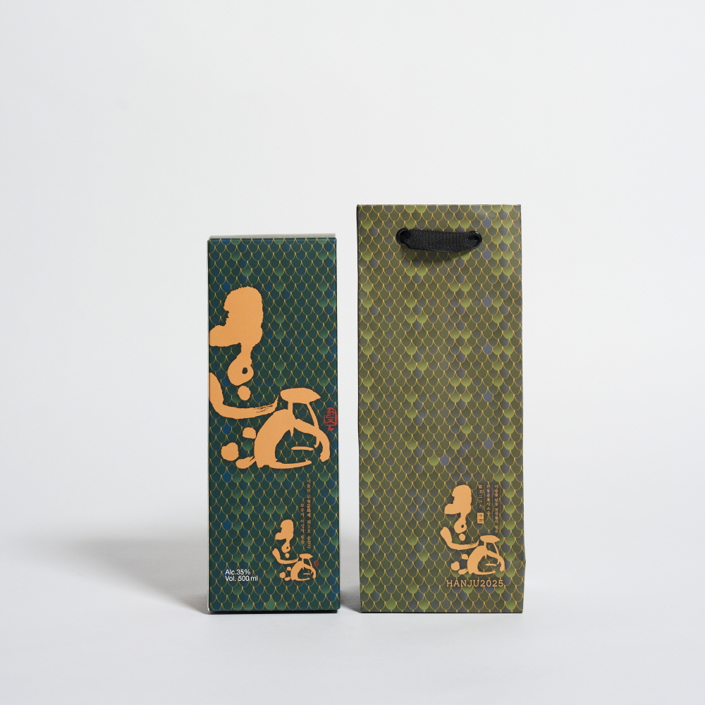 한주 소주 푸른 뱀 에디션 35도 500ml 증류주 (케이스 쇼핑백 포함) - 상세 이미지 4