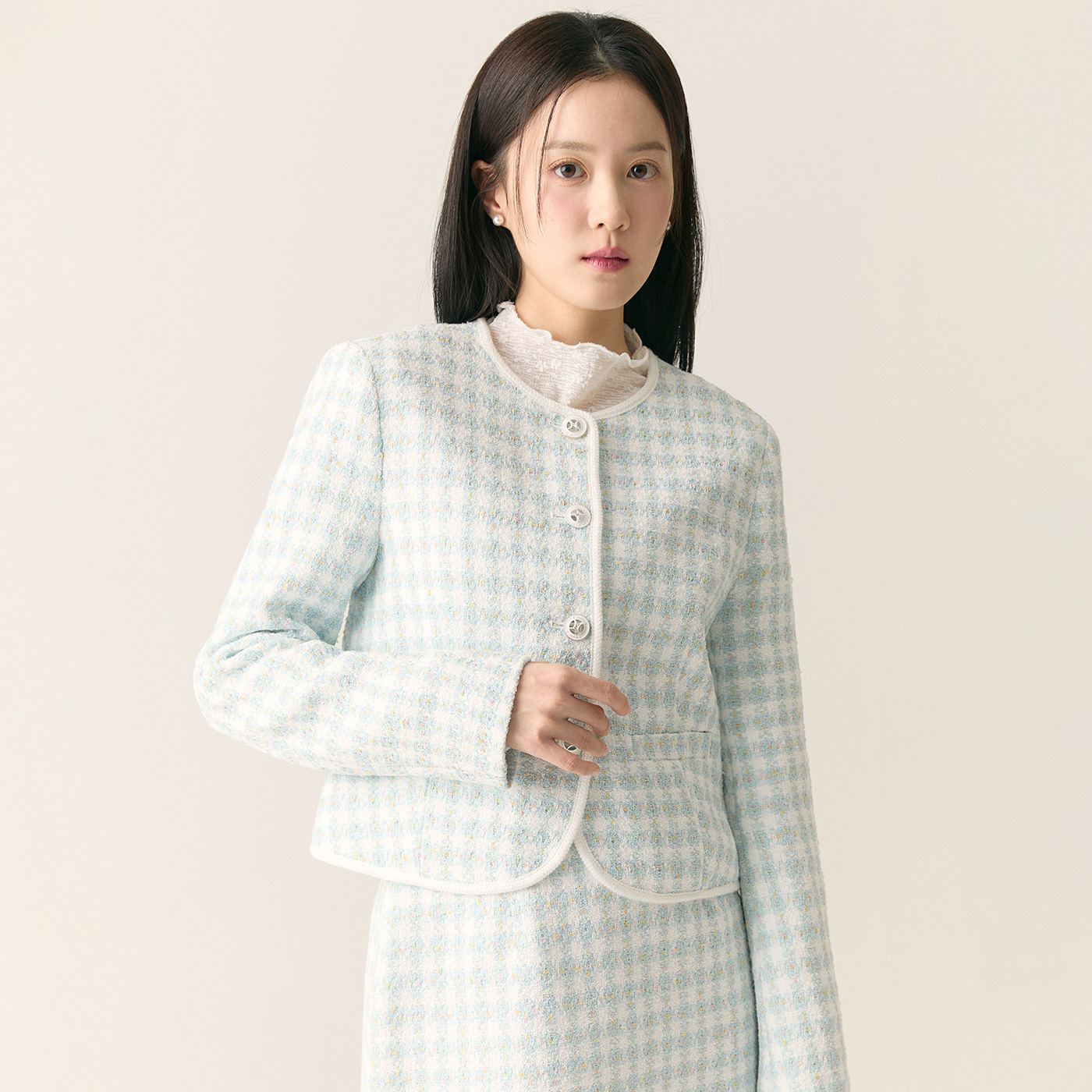 [슈퍼특가] 로엠 체크 트위드 자켓 RMJKF23S52