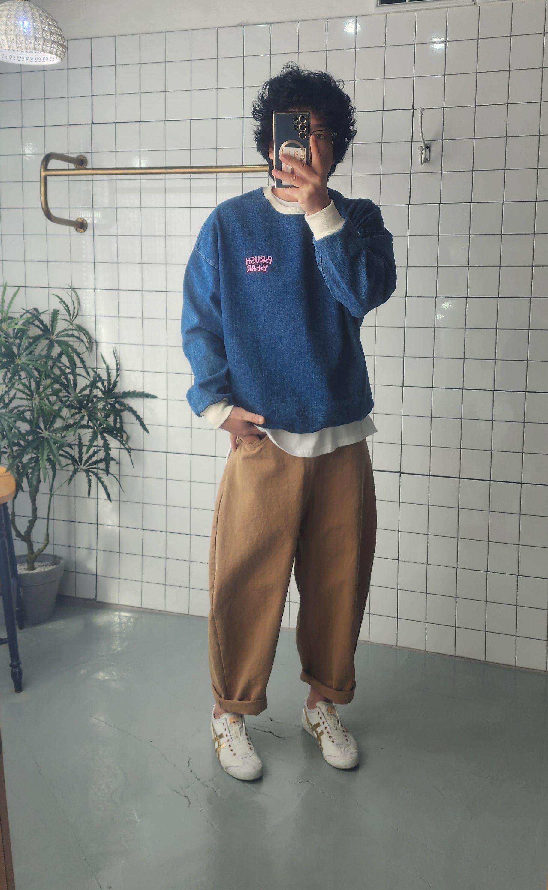 데님 그레피티 청 맨투맨 - 상세 이미지 4