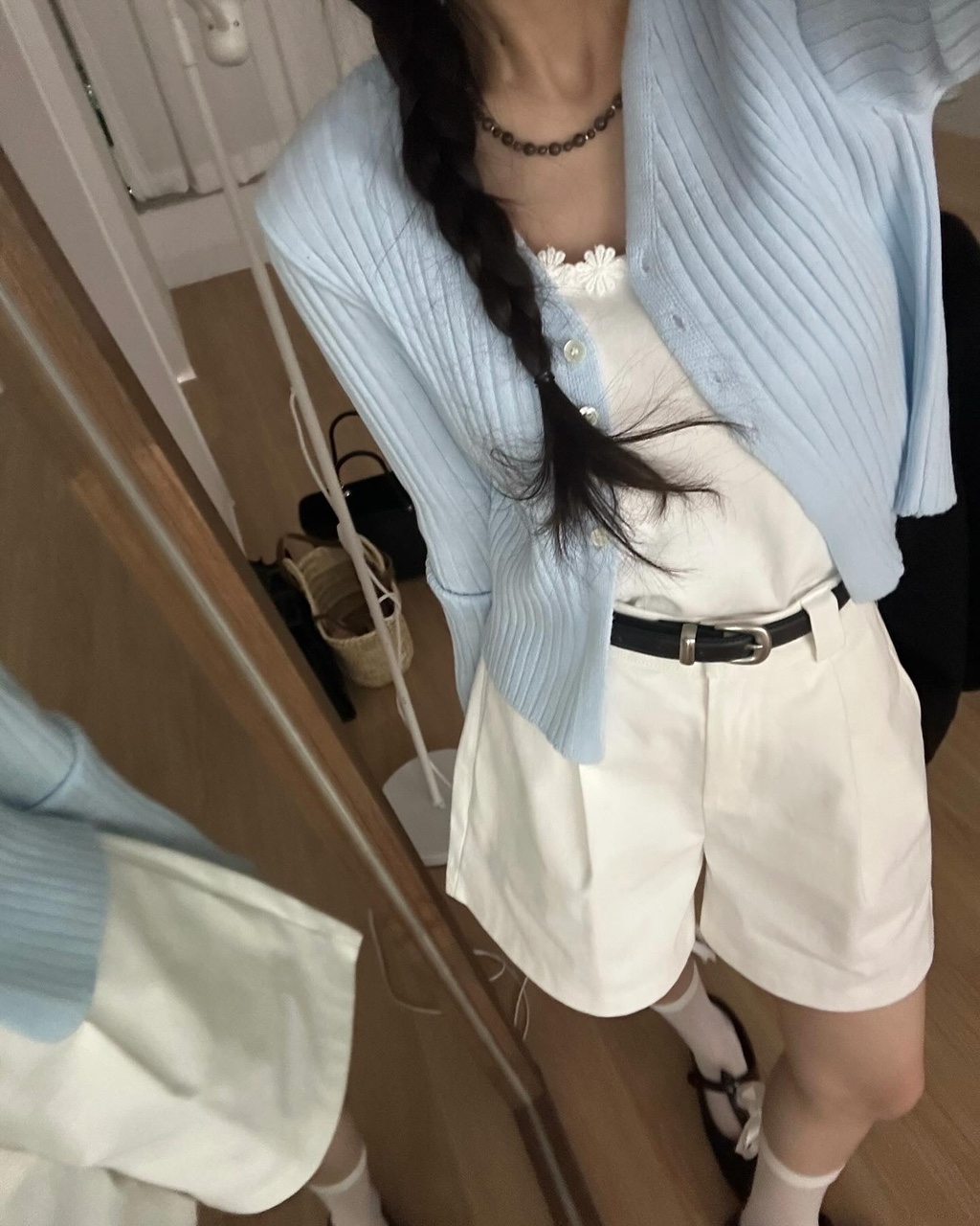레비디 여성 스판 골지 크롭 레이어드 이너 하객룩 출근룩 오피스룩 브이넥 니트가디건 상세 이미지 43